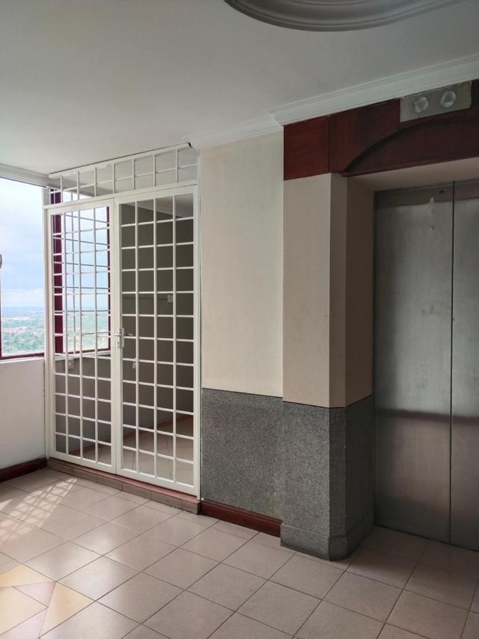 Cmk Apartmen Mutiara Tower 3 Bedroom Kota Bharu#Netflix Екстериор снимка