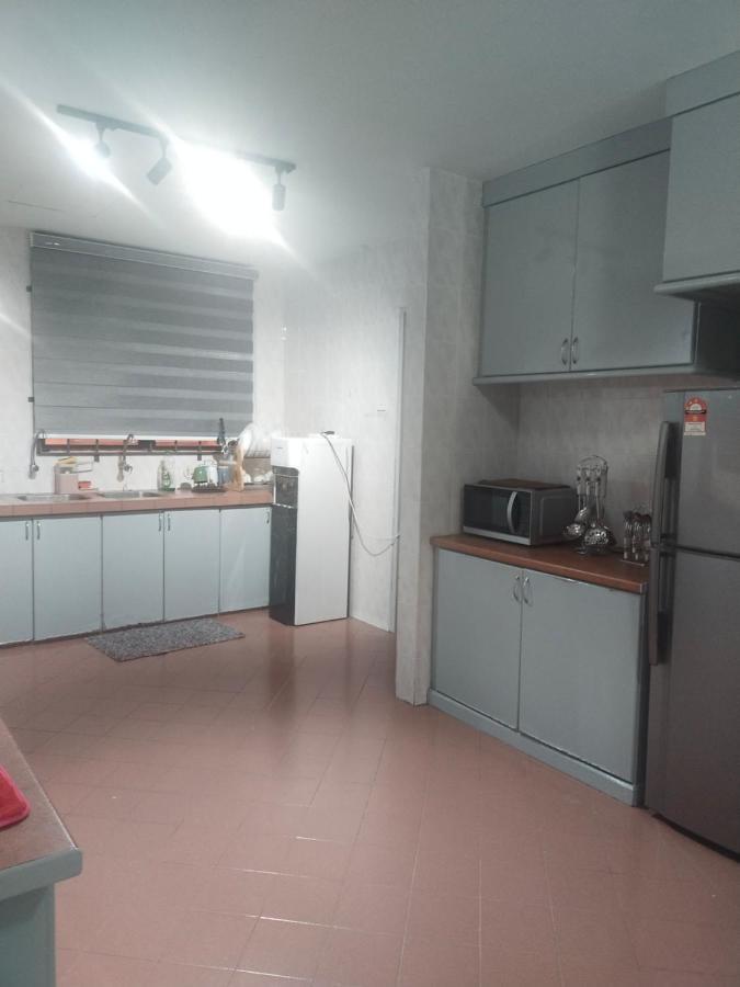 Cmk Apartmen Mutiara Tower 3 Bedroom Kota Bharu#Netflix Екстериор снимка