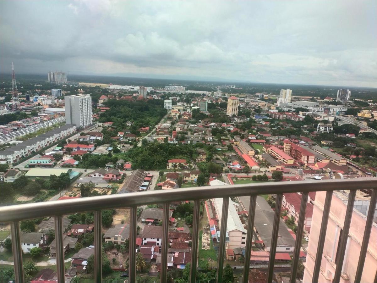 Cmk Apartmen Mutiara Tower 3 Bedroom Kota Bharu#Netflix Екстериор снимка