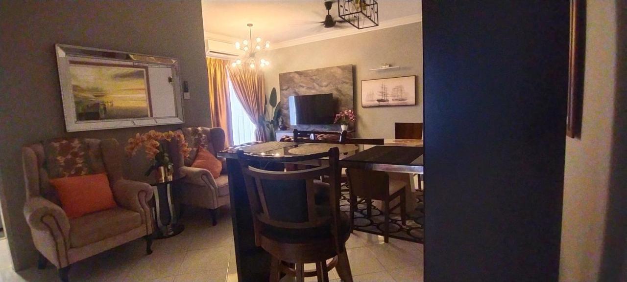 Cmk Apartmen Mutiara Tower 3 Bedroom Kota Bharu#Netflix Екстериор снимка