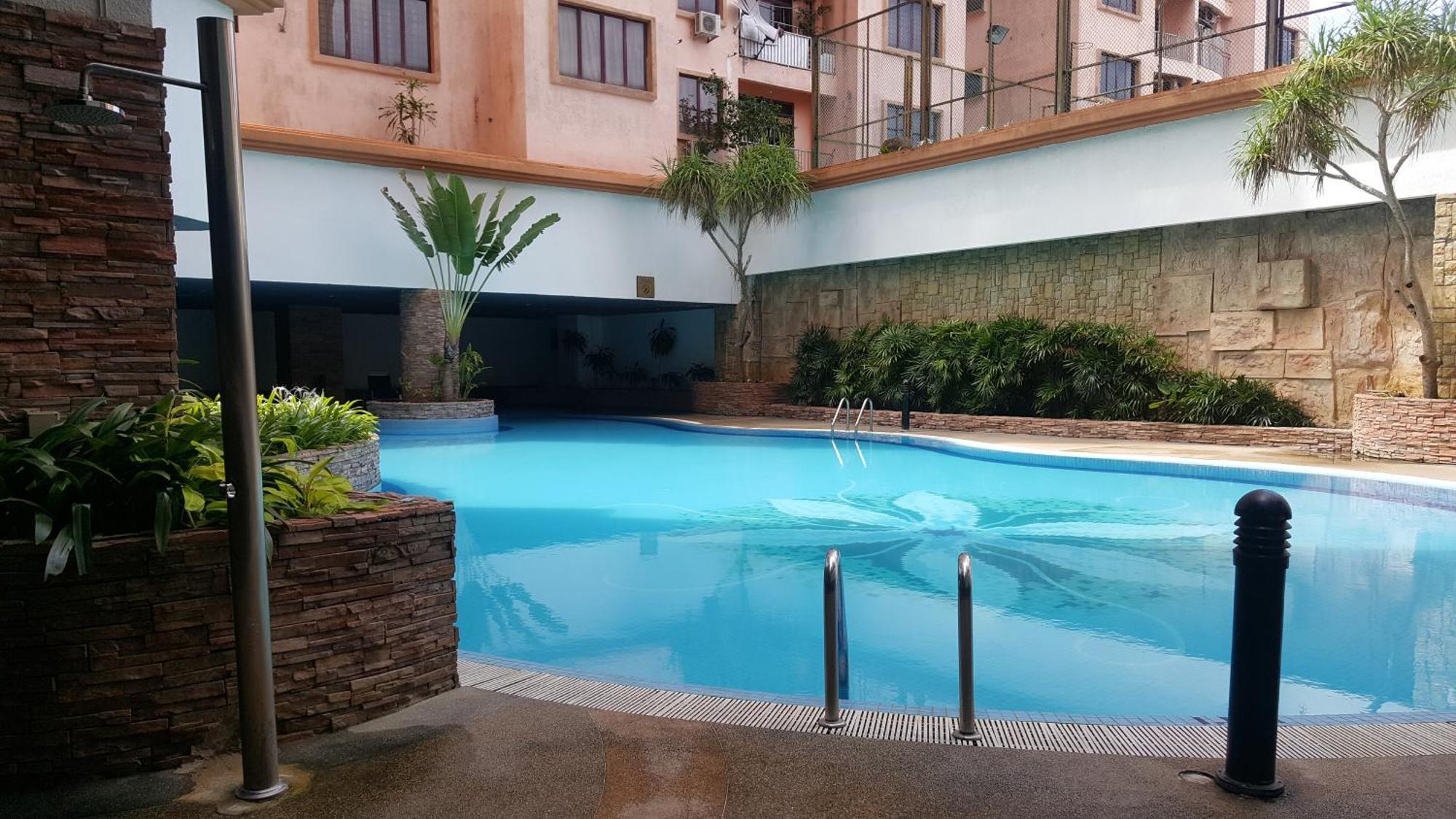 Cmk Apartmen Mutiara Tower 3 Bedroom Kota Bharu#Netflix Екстериор снимка